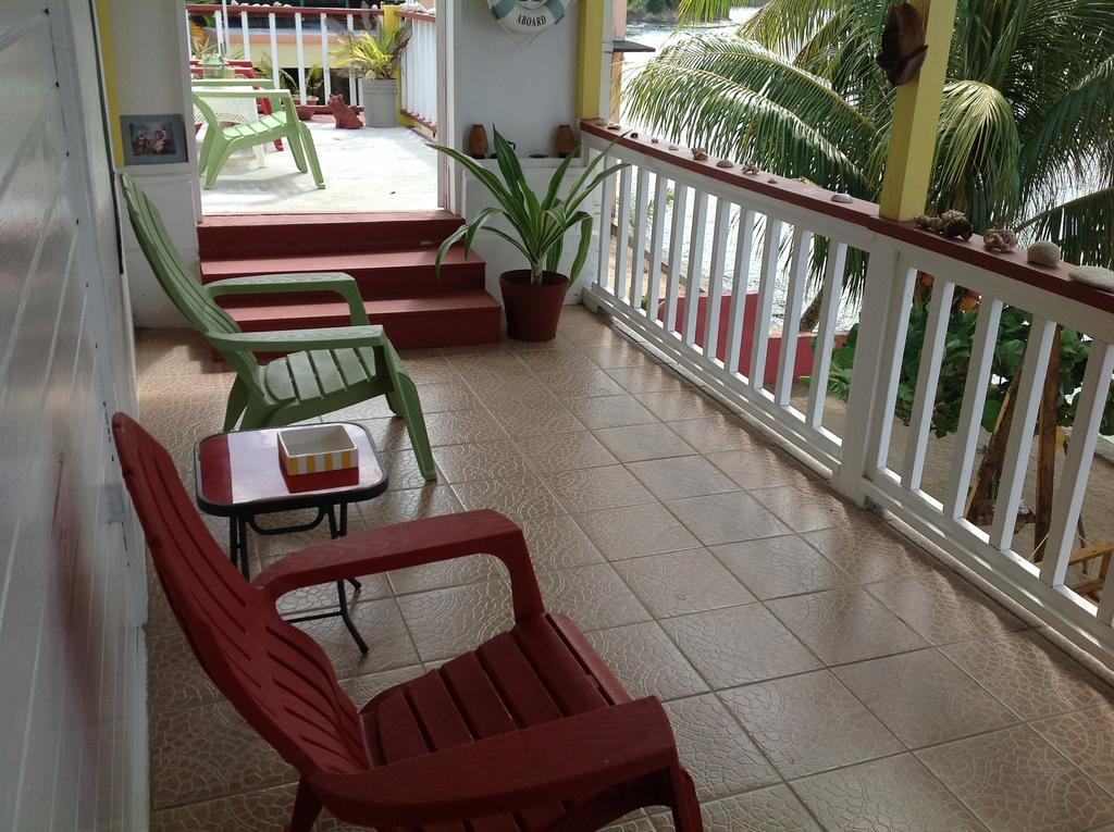 Rainbow Beach Apartments & Rooms Calibishie Quarto foto